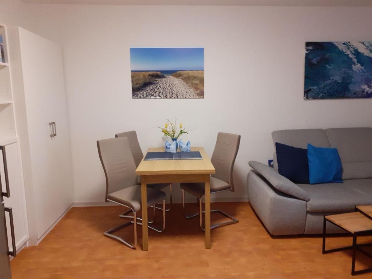 Aquamarin - Charmantes Appartement Mit Balkon Ρόστοκ Εξωτερικό φωτογραφία